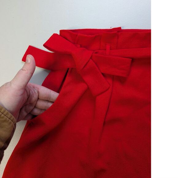 Leith Red Shorts Womens 2XL Bow Paperbag Waist Stretch Flowy Bold Feminine NWT - Picture 3 of 6